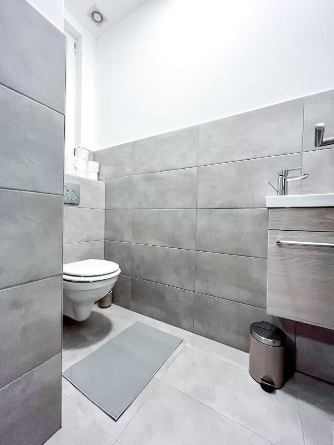 T32 Central Modern Suites Budapest Exterior foto