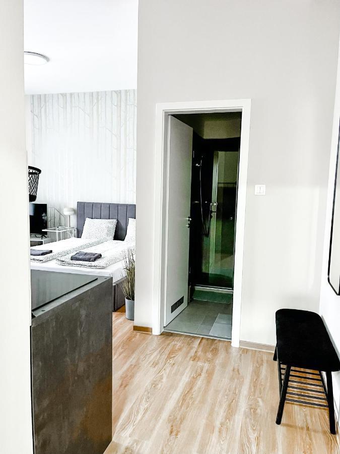 T32 Central Modern Suites Budapest Exterior foto
