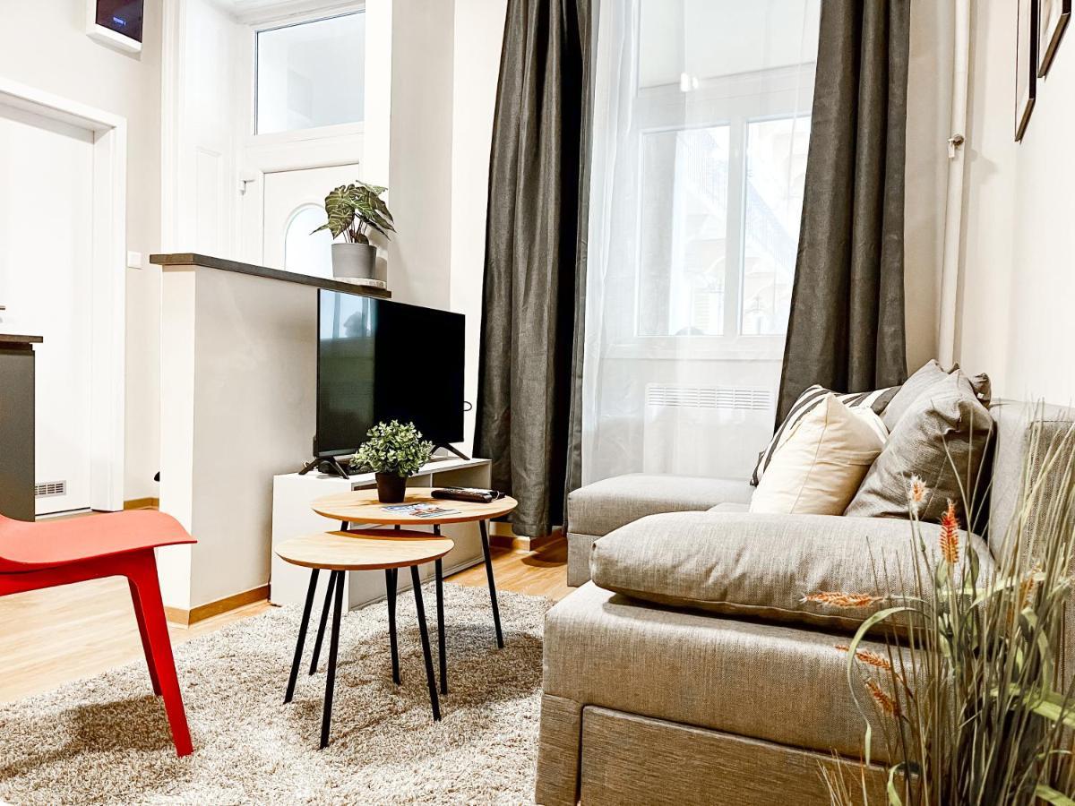 T32 Central Modern Suites Budapest Exterior foto